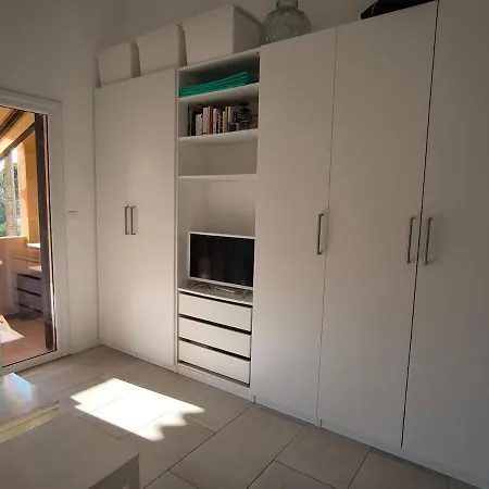 Saint-clair, Parking - Wifi - A 5 M * Le Lavandou
